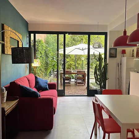 Il Giardino Di Isa Διαμέρισμα *